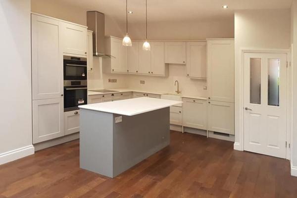 Extension, Wimbledon SW19